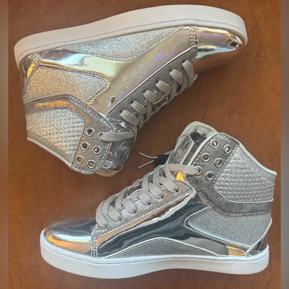 Pastry Pop Tart Hi-Top Dance Sneakers Silver Glitter Women’s 6 NIB - Picture 7 of 11